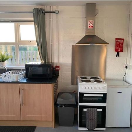 Mill House Studio Apartment Stranocum Bagian luar foto
