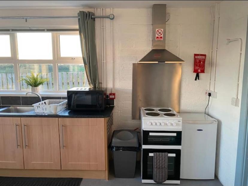 Mill House Studio Apartment Stranocum Bagian luar foto
