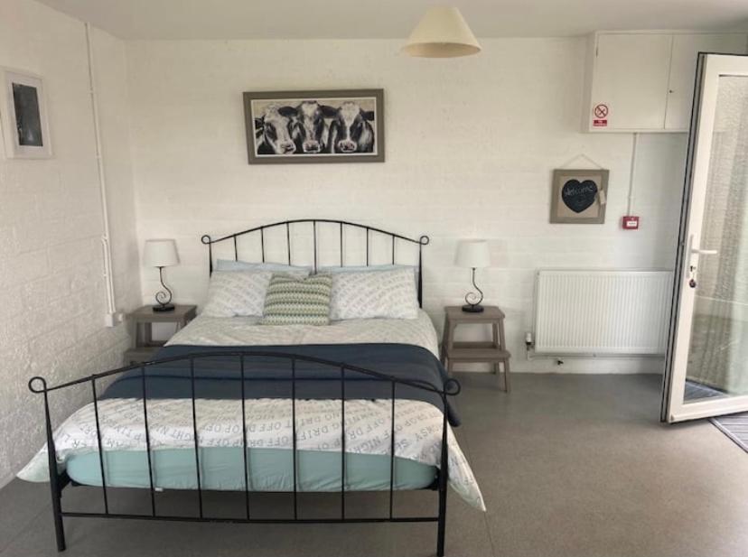 Mill House Studio Apartment Stranocum Bagian luar foto